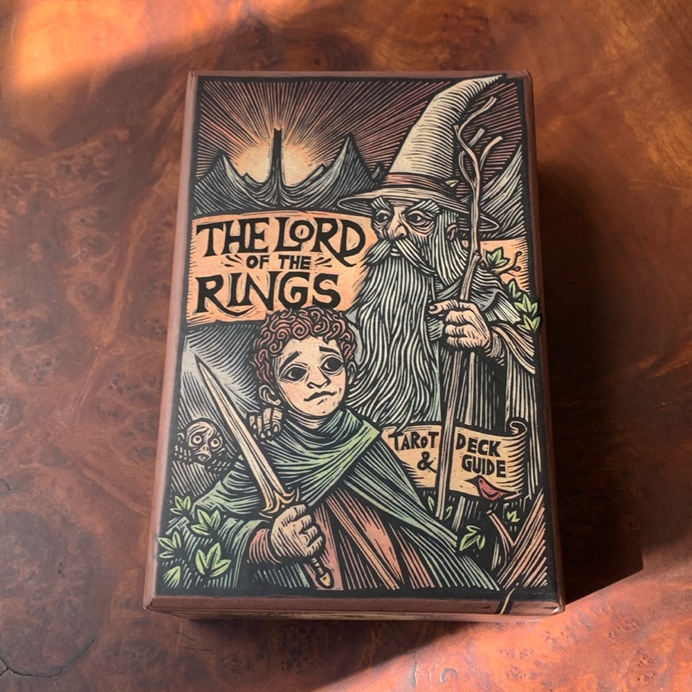 Lord of the Rings Tarot Deck - Like New!